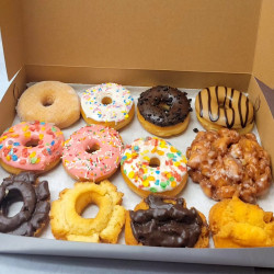 VS Donuts Croissants