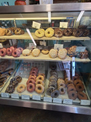 Whoo's Donuts Pizza and Brew