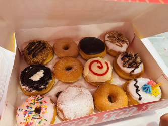 Yonutz Donuts and Ice Cream - Cape Coral