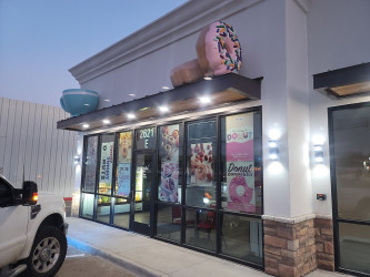 Yummy Yummy Donuts